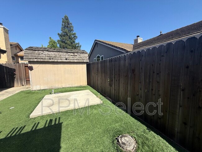 Building Photo - 9108 Bristol Plaza Way