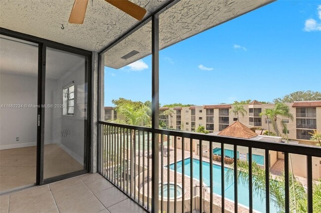 Building Photo - 10501 W Broward Blvd