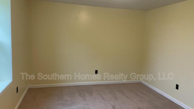 Building Photo - 508 Third