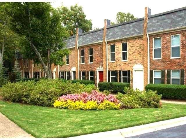 Building Photo - 125 N River Dr