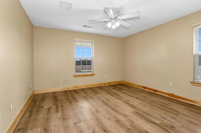 Building Photo - 7581 Cr333