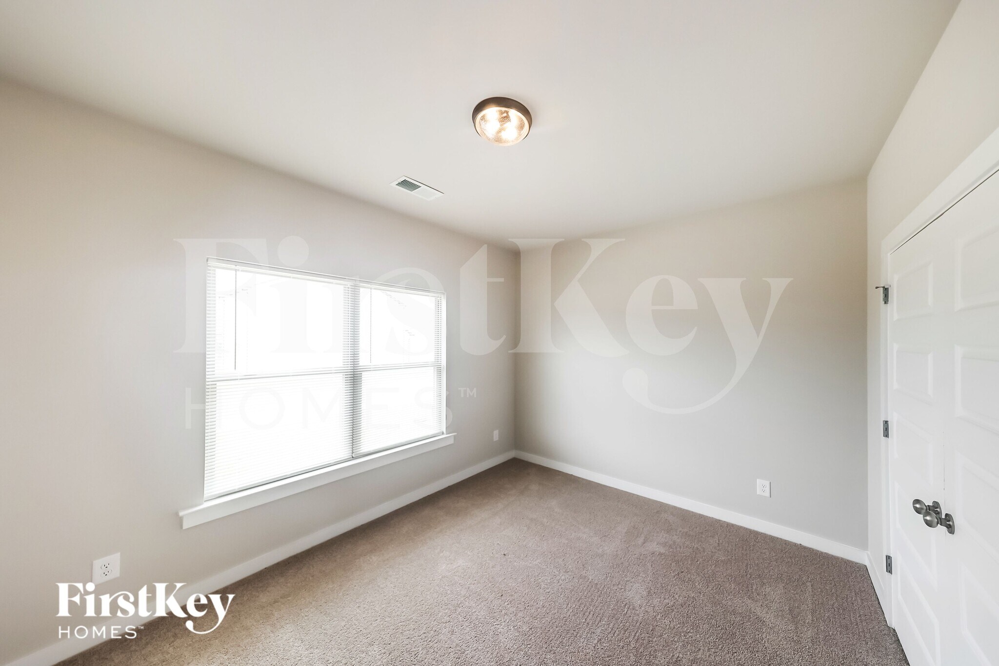 Building Photo - 171 County Rd 1700