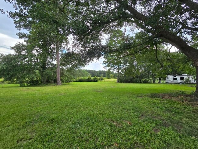 Building Photo - 2660 Nicholson Dr