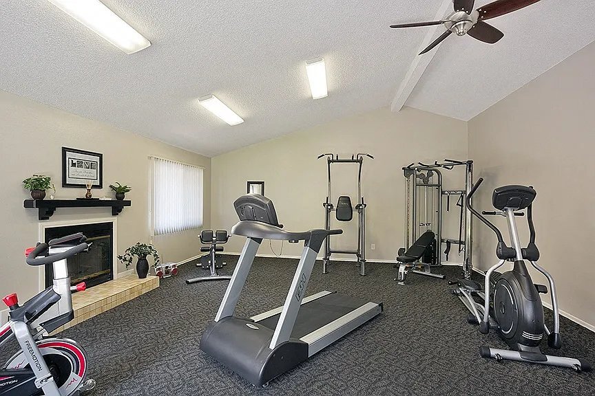 Building Photo - 200 W Olive Ave