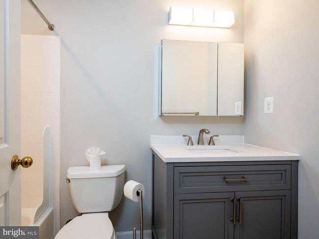 Building Photo - 2155 Wolftrap Ct