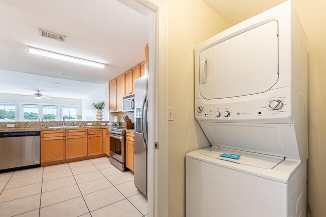 Building Photo - 43 Cassine Way