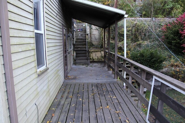 Building Photo - 24 Walther St