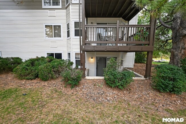 Building Photo - 17403 E Mansfield Ave