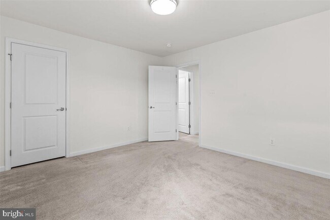 Building Photo - 109 Emperor Dr