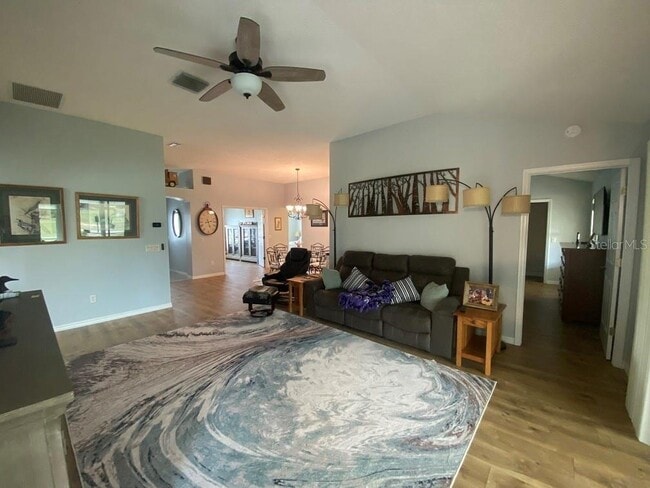 Building Photo - 2204 Margarita Dr