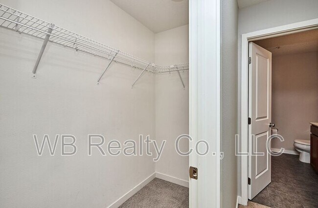 Building Photo - 180 80th St