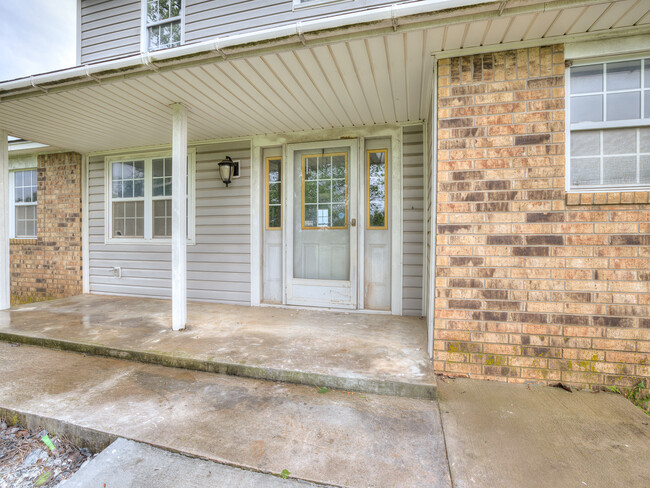 Building Photo - 11308 Meadow Ridge Ln