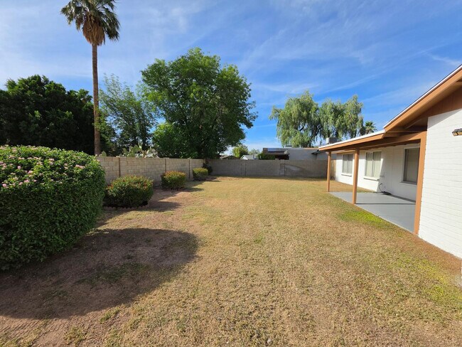 Building Photo - 11158 N 107th Way