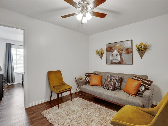 Building Photo - 1400 Shadow Brook Trail