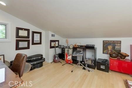 Building Photo - 763 S Los Robles Ave