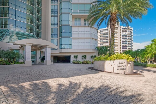 Building Photo - 4255 Gulf Shore Blvd N