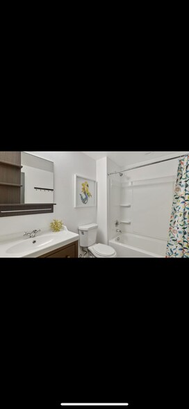 Building Photo - 11449 S Abbey Mill Dr