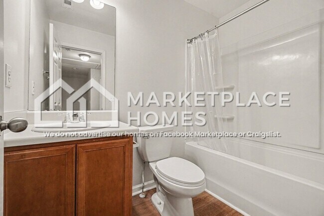 Building Photo - 5786 Westchase St