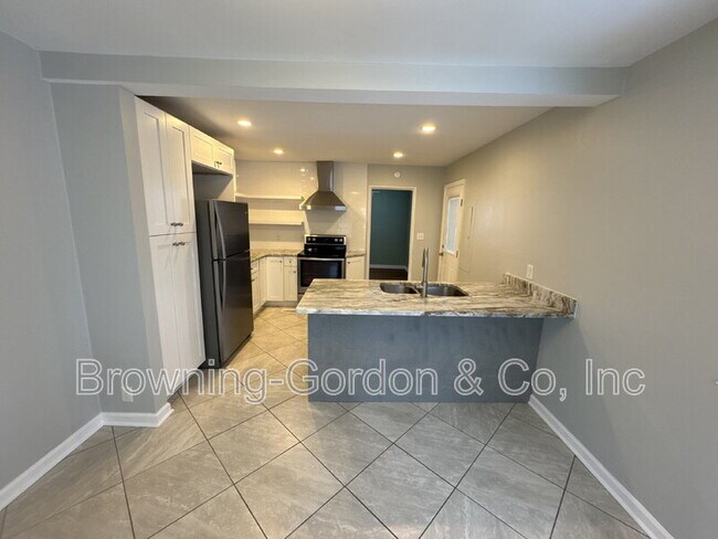 Building Photo - 5817 Carl Pl