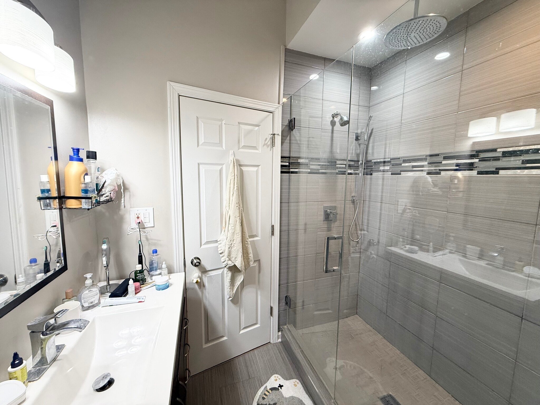 Building Photo - 1905 W Huron St