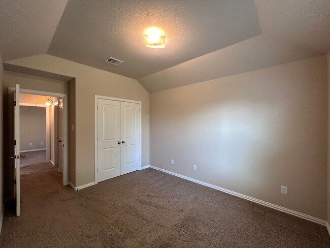 Building Photo - 2204 Tranquility Ln