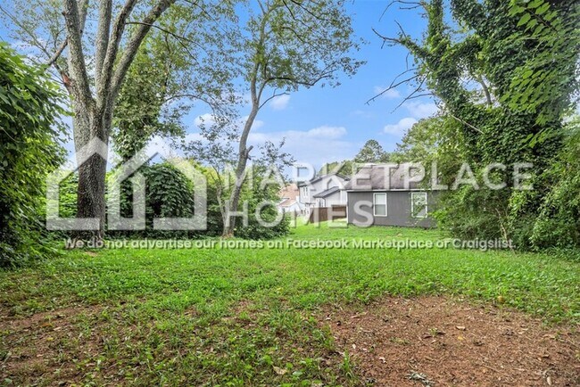 Building Photo - 4826 Mainstreet Valley Trce