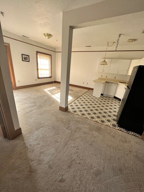 Building Photo - 101 N 2nd St