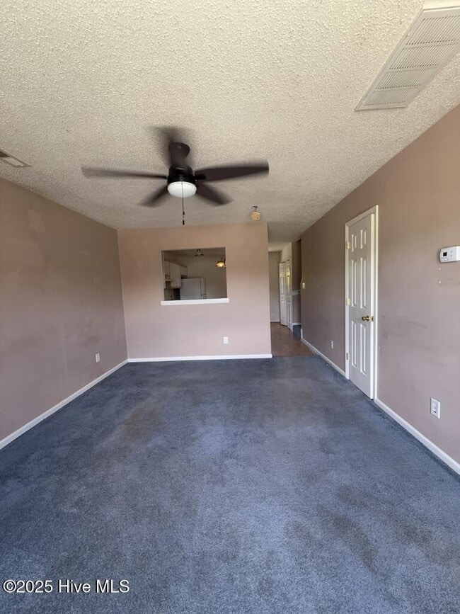 Building Photo - 111 Fairwood Ct