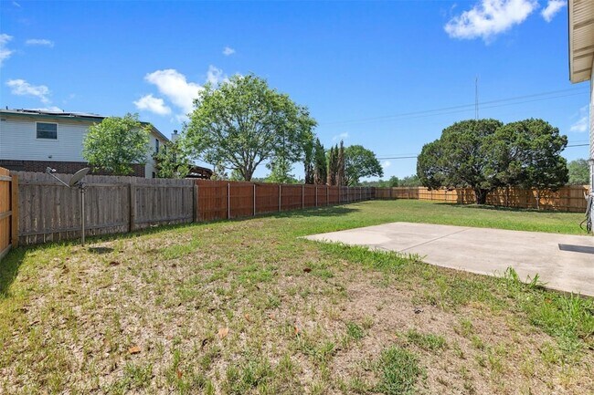Building Photo - 1809 Vanderhill Cove