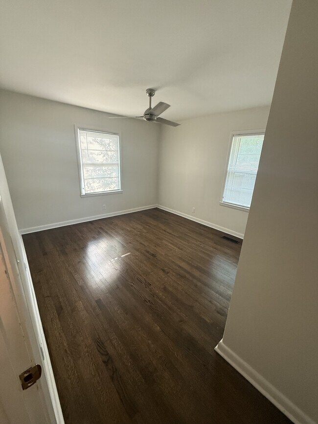 Building Photo - 2626 Woodberry Dr