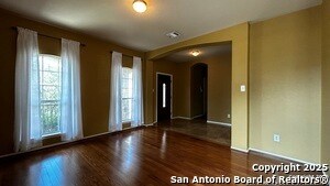 Building Photo - 515 Park Point