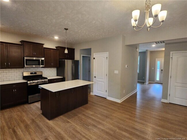 Building Photo - 111 Clearwater Harbor