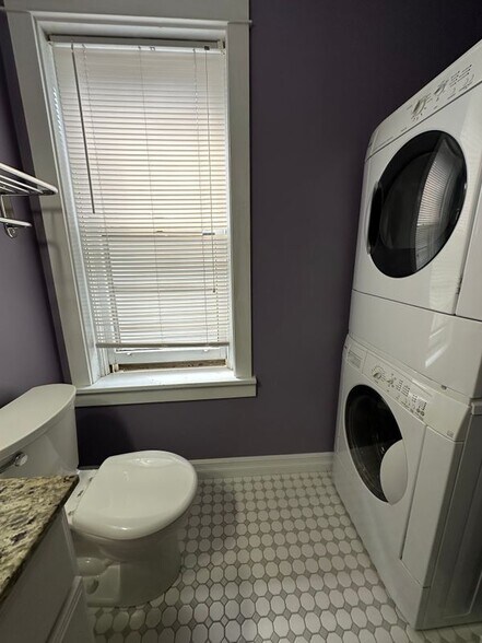 Building Photo - 83 Shethar St