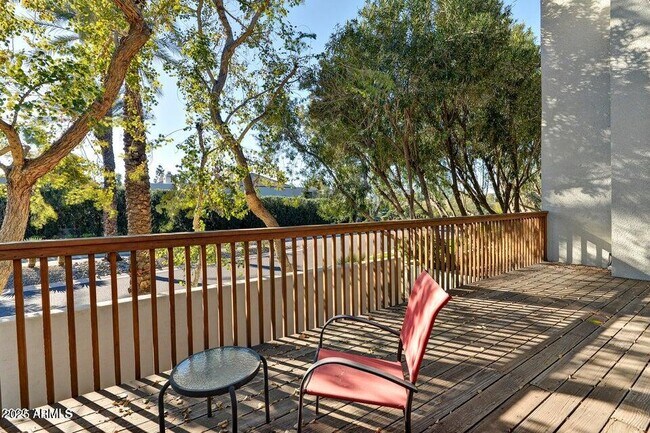 Building Photo - 7700 E Gainey Ranch Rd