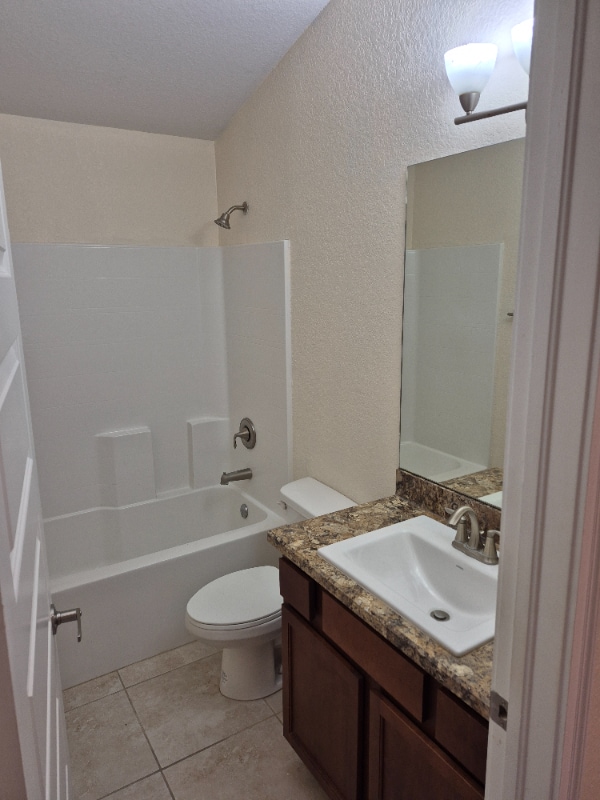 Building Photo - 2043 Ananas Rd