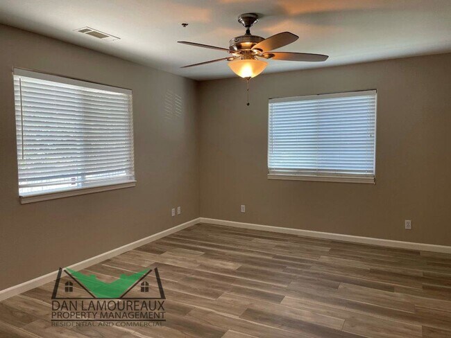 Building Photo - Freeman Street Duplex