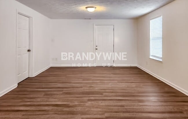 Building Photo - 431 Churchill Ct