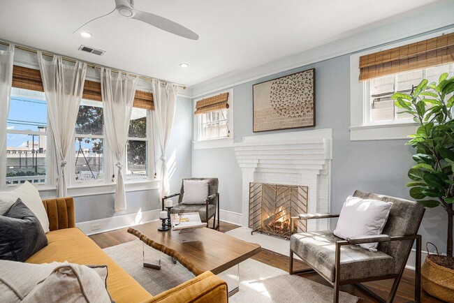 Building Photo - 292 Congress St