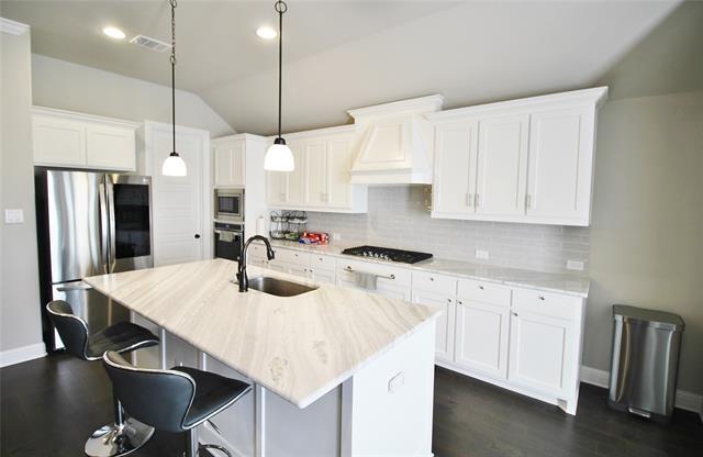 Building Photo - 1904 Shaila Dr