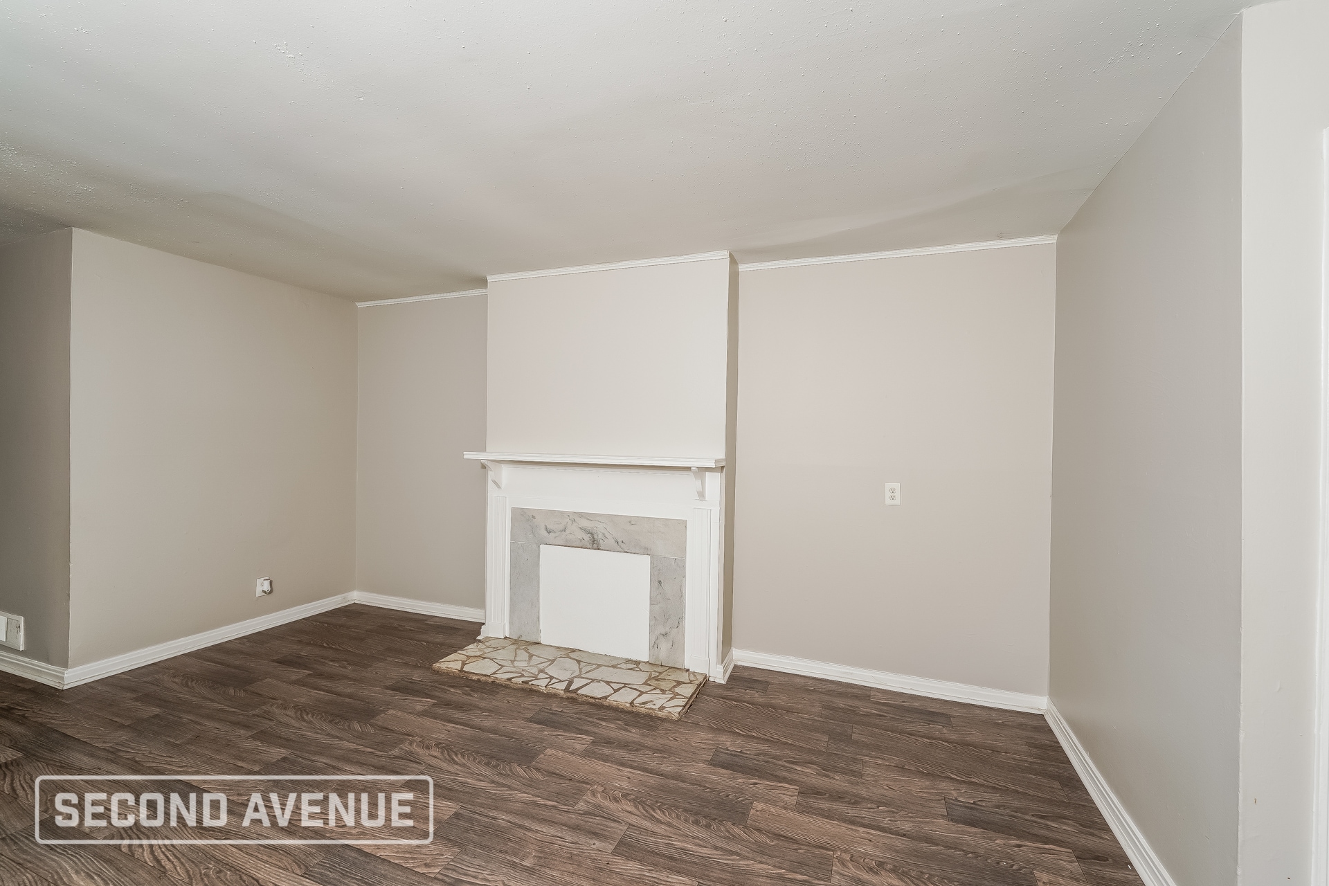 Building Photo - 844 Vanderbilt St