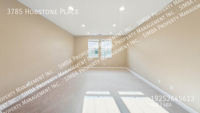 Building Photo - 3785 Hobstone Pl