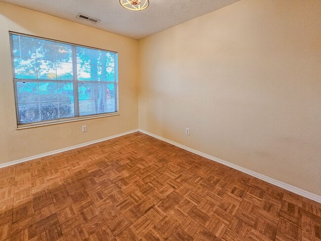 Building Photo - 857 Ashley Michelle Ct