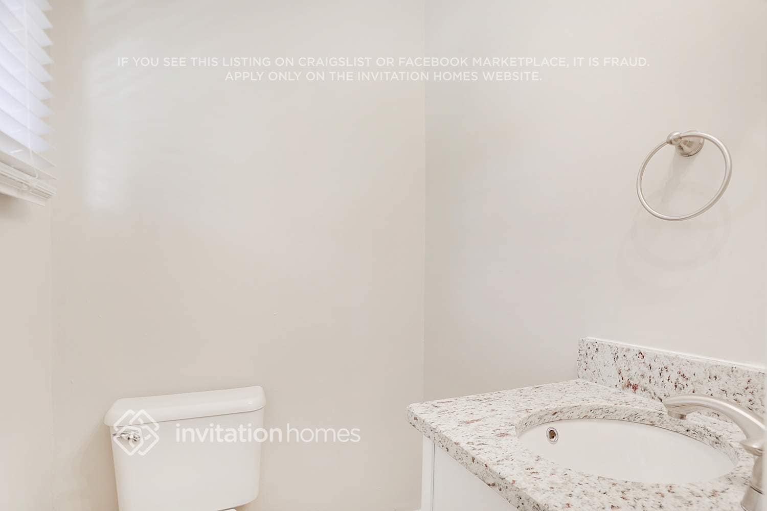 Building Photo - 1873 Shamrock Dr