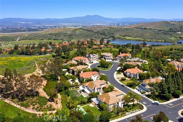 Building Photo - 19 Brigadier