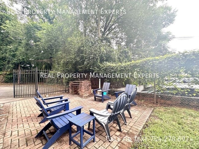 Building Photo - 712 Louise Ave