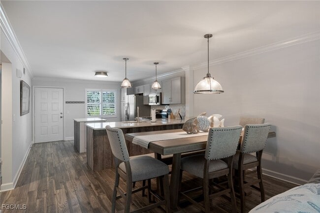 Building Photo - 3021 Sandpiper Bay Cir