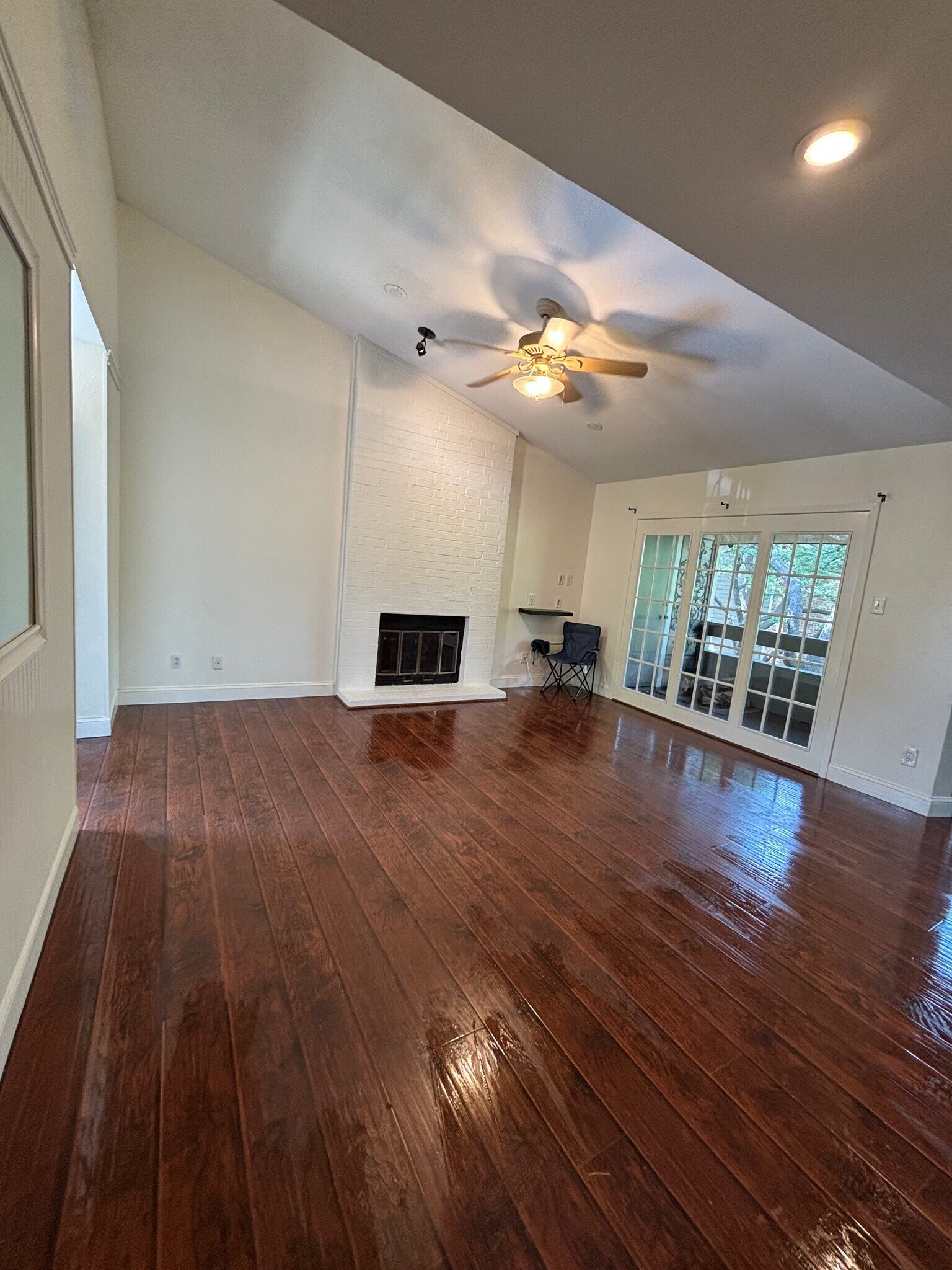 Building Photo - 1207 Quail Valley Ln
