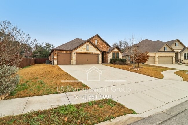 Building Photo - 1041 Water Oak