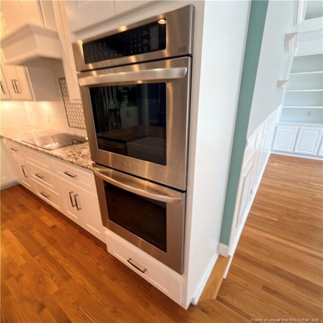 Building Photo - 3686 Linden Rd