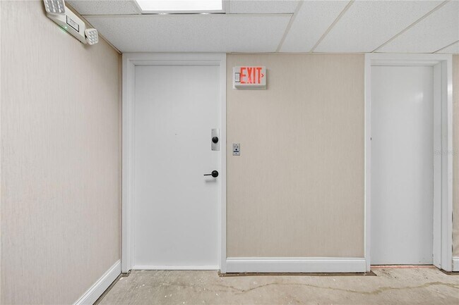 Building Photo - 4015 Bayshore Blvd